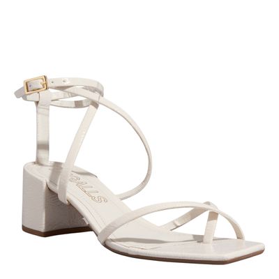 Sandália Verniz Off White Salto Bloco