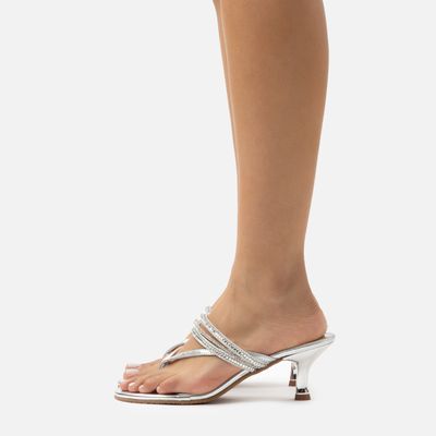 Mule Thong Metalizado Prata Brilho