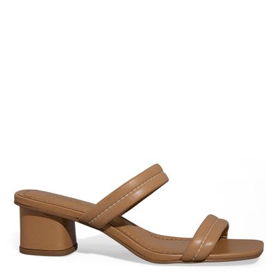 Mule Couro Salto Baixo Caramelo Pespontos