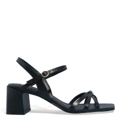 Sandália Couro Bico Quadrado Preto