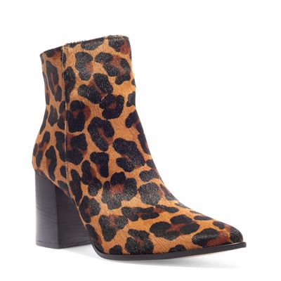 Bota cano baixo bico fino pêlo leopardo