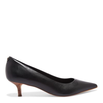Scarpin Bico Fino Couro Preto
