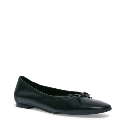 Sapatilha couro preto laço