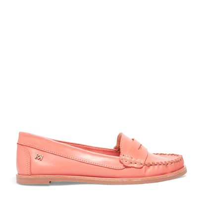 Mocassim bico redondo couro coral