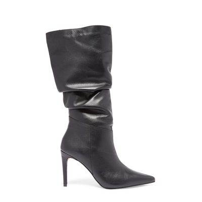 Bota Bico Fino Cano Médio Couro Preto