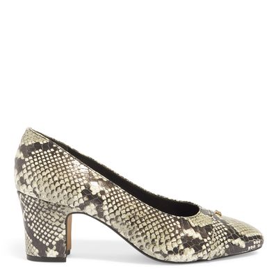 Scarpin Chanel Bico Redondo Couro Animal Print Python Salto Bloco