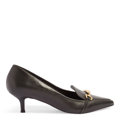 Scarpin Bico Fino Couro Preto Salto Baixo