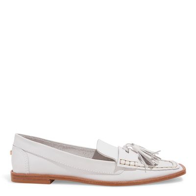 Mocassim Tassel Couro Branco Bico Quadrado