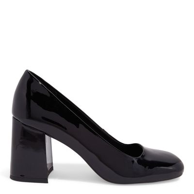 Scarpin Bico Redondo Verniz Preto Salto Grosso Baixo