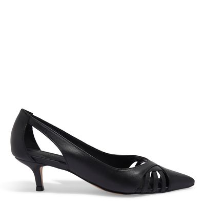 Scarpin Bico Fino Couro Preto Salto Baixo