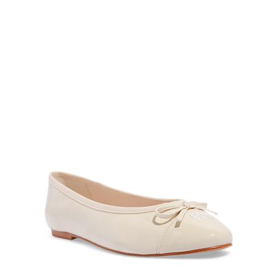 Sapatilha bico redondo verniz off white