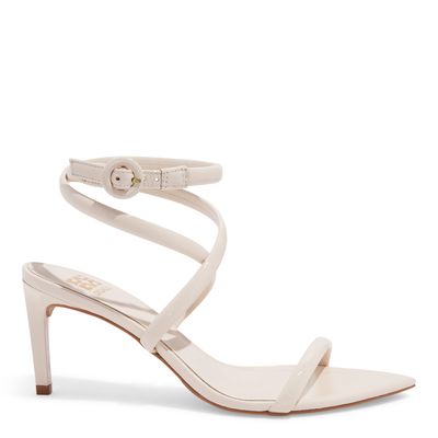 Sandália Verniz Tiras Bico Folha Off White