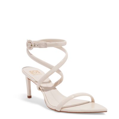 Sandália Verniz Tiras Bico Folha Off White