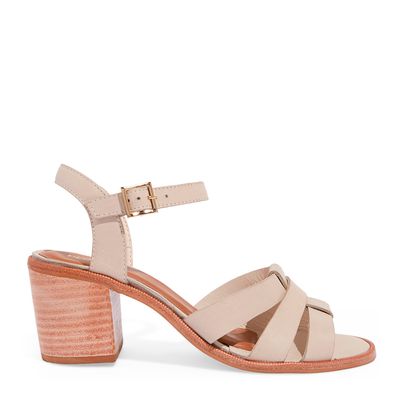 Sandália Tiras De Couro Off White Salto Bloco Baixo