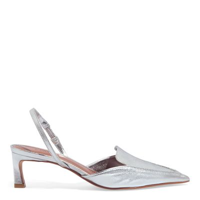 Scarpin Couro Metalizado Prata Salto Baixo Fino