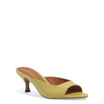 Mule Couro Amarelo Bico Folha Salto Baixo Fino
