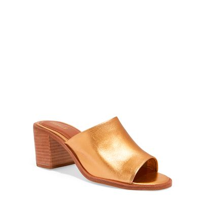 Sandália Mule Couro Metalizado Dourado Salto Bloco Baixo