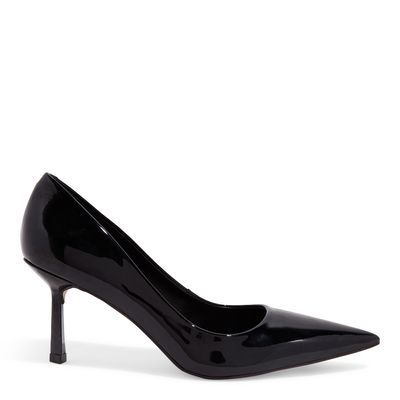 Scarpin Verniz Preto Bico Fino