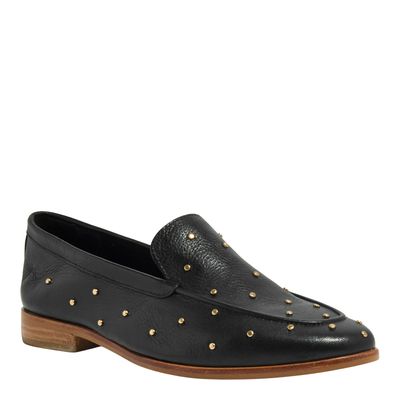 Mocassim Couro Plume Preto Bico Redondo Tachas