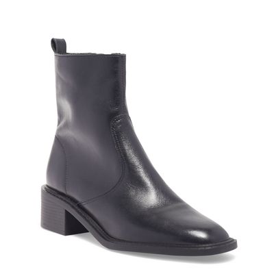 Bota Bico Redondo Couro Preto