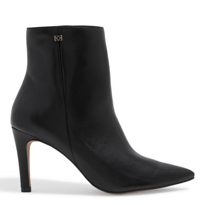 Bota Bico Fino Couro Soft Preta Cano Médio