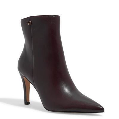 Bota Bico Fino Couro Soft Bordô Cano Médio